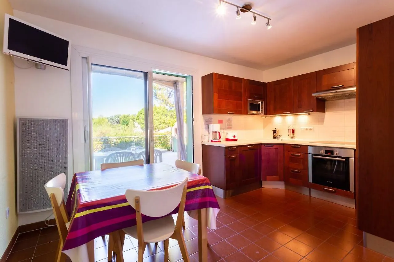 Appartement T3 Rez de Jardin,Piscine Privée à Saint-Cyr-sur-Mer